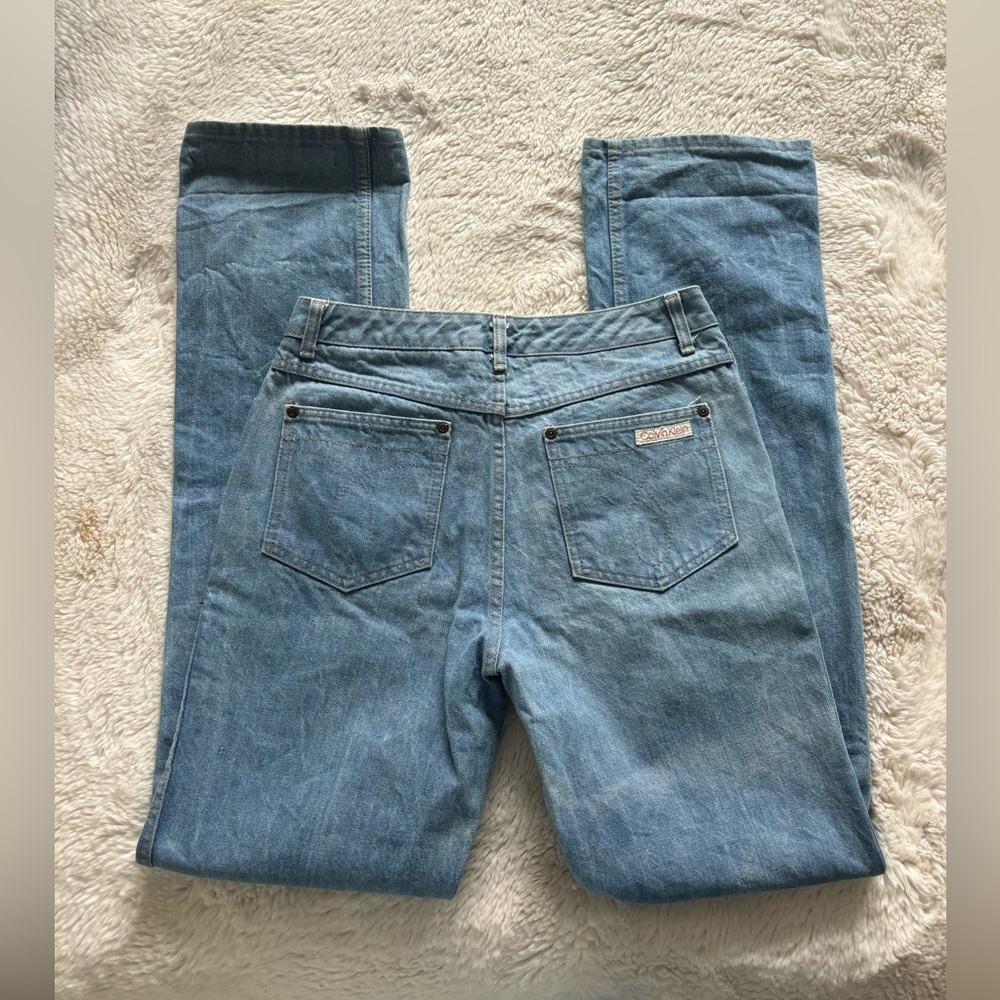 VTG Calvin Klein High Rise Straight Leg Medium Wash Denim Jeans